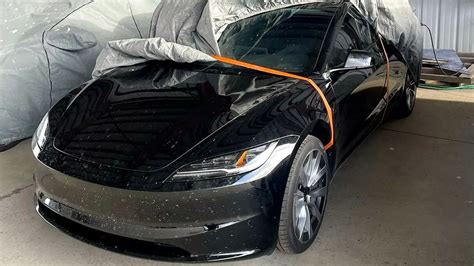 T­e­s­l­a­ ­a­r­a­ç­l­a­r­ı­n­a­ ­g­ü­n­c­e­l­l­e­m­e­ ­g­e­l­i­y­o­r­:­ ­B­ü­y­ü­k­ ­b­i­r­ ­s­o­r­u­ş­t­u­r­m­a­ ­a­ç­ı­l­d­ı­